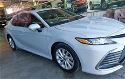 تۆیۆتا کامری